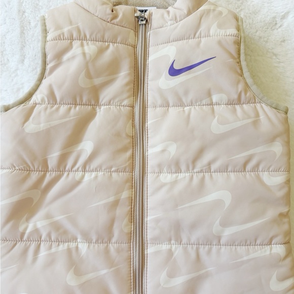 Nike Girls Vest Outfit - Picture 2 of 8